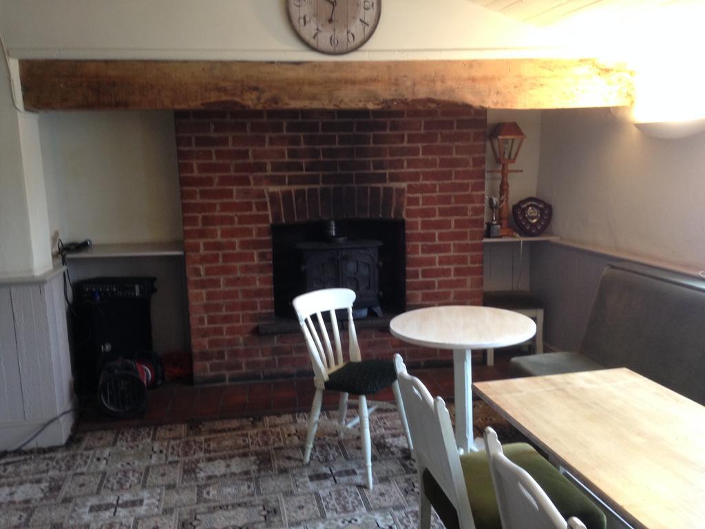 The Crown Bed & Breakfast West Haddon ภายนอก รูปภาพ